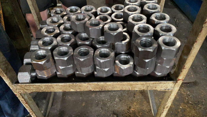 Оцинкованные гайки шестигранные Оцинкованные гайки